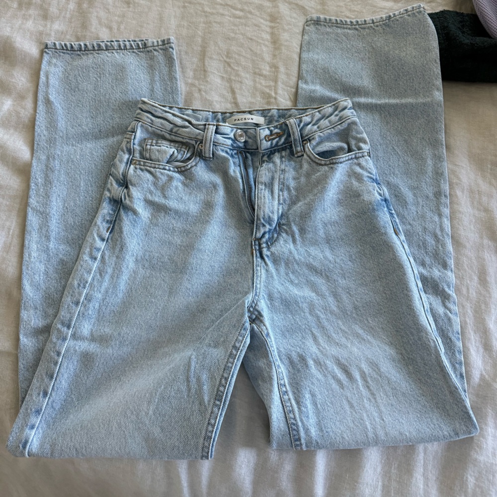 90s boyfriend jeans